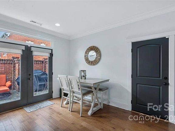 4th image of 312 Rosemont Row