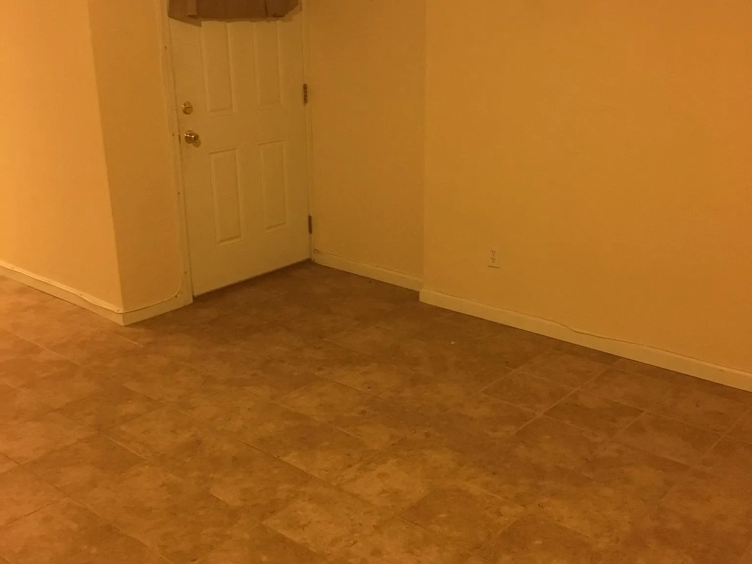 1 bed, 400 sqft, $1,575 — Photo 2