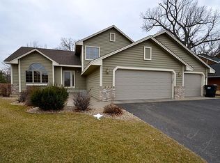 13888 Ivywood St NW, Andover, MN 55304