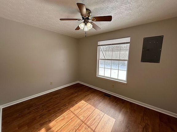 5th image of 5354 Hilgeford Dr