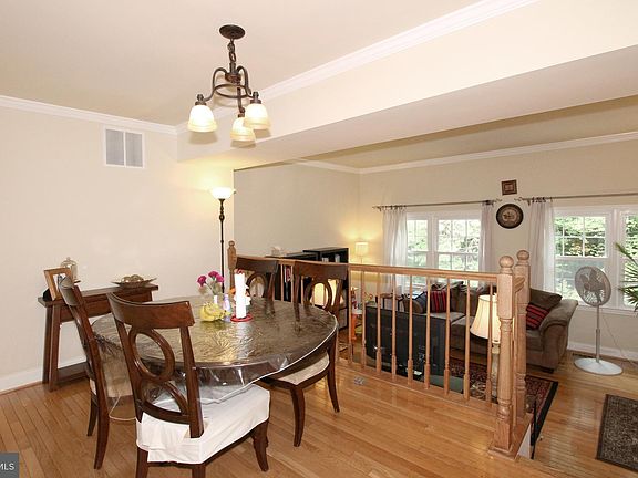4th image of 6320 Teakwood Ct