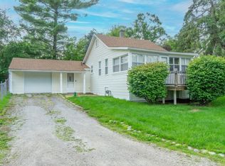 3918 Carrick Ave, West Bloomfield, MI 48324