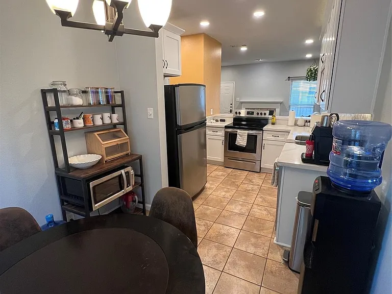 2414 Longview St #202 — Photo 13