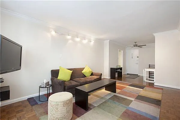 Sold by GARG Real Estate | media 22