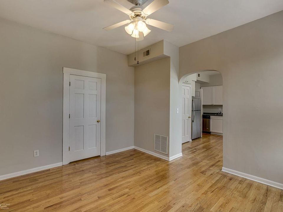 2B Deck - Living Space
