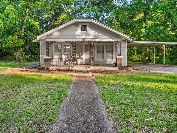 1810 Martin Hill Dr, Tupelo, MS 38804