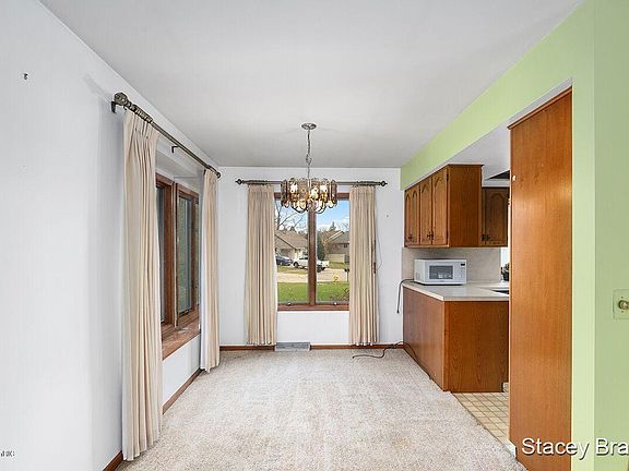 5th image of 2535 W Mulford Ct SE #2537
