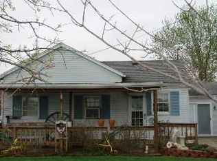 37 S Wynn Rd, Oregon, OH 43616