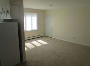 205 W Todd Ave #101, Woodstock, IL 60098