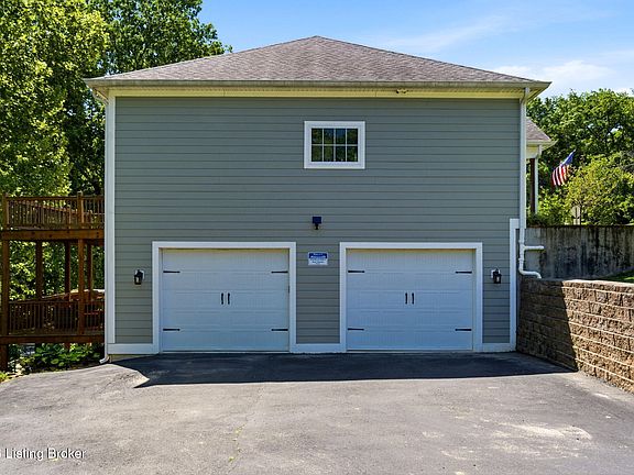 4th image of 2718 Windsor Forest Dr