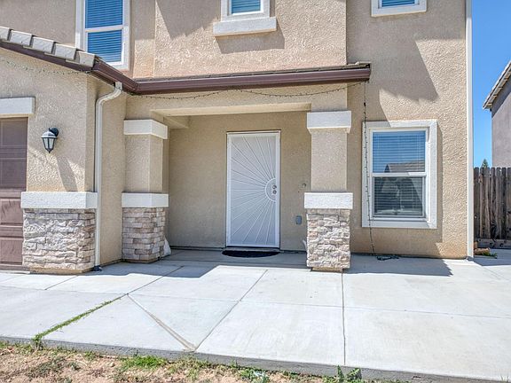 4th image of 4374 W Saginaw Way