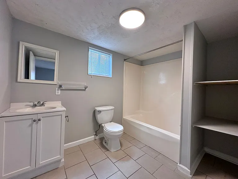 204 Courtyard Cir — Photo 129