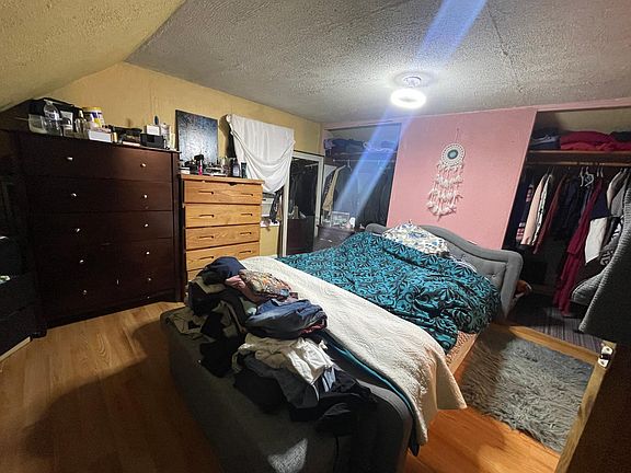 4th image of 41 Farragut Ave Floor 4