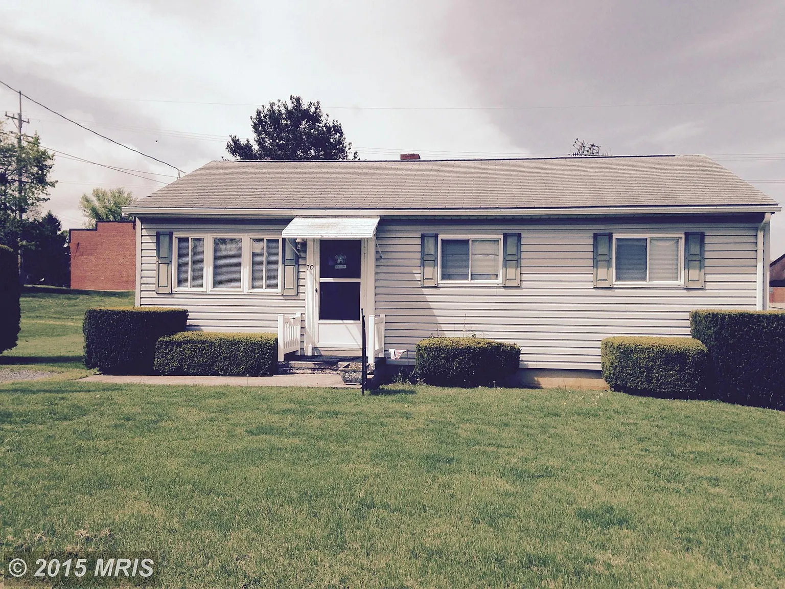 70 Willow St photo 1