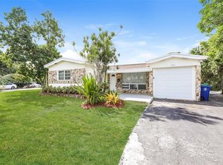 7510 Madeira St, Hollywood, FL 33023