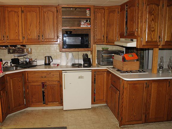 2nd image of 137 Hodam Creek Rd