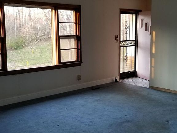 2nd image of 2440 Legion Dr