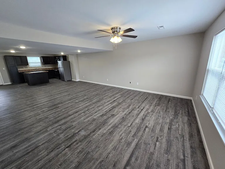 108 Anna Marie Dr — Photo 3