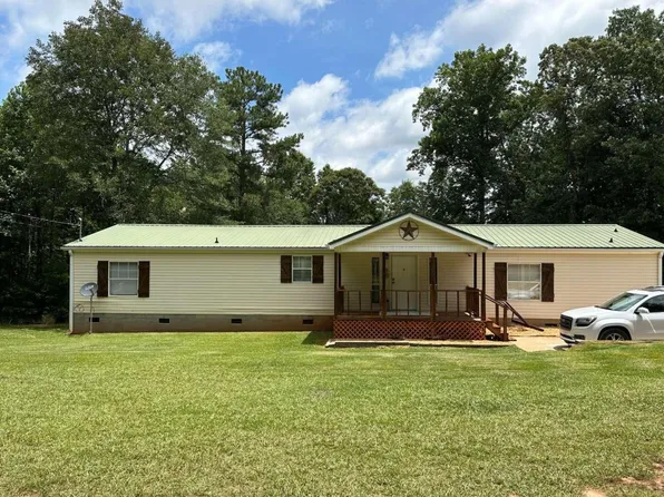 95 Washboard Rd, Bowdon, GA 30108
