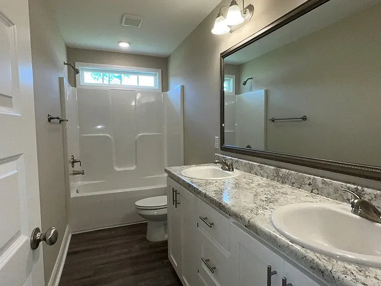 330 Tallulah Bnd — Photo 20