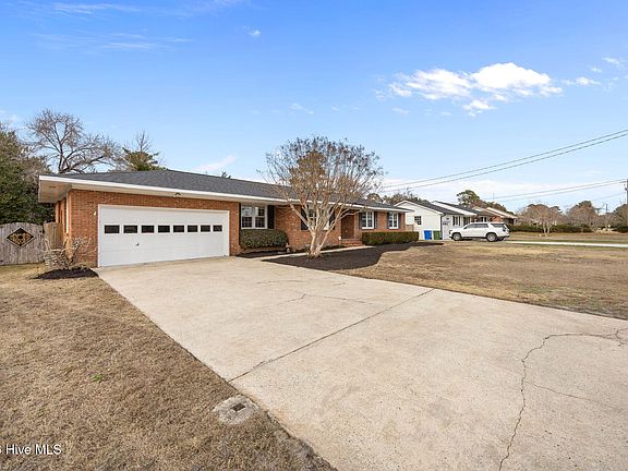 3rd image of 129 Tanbridge Road