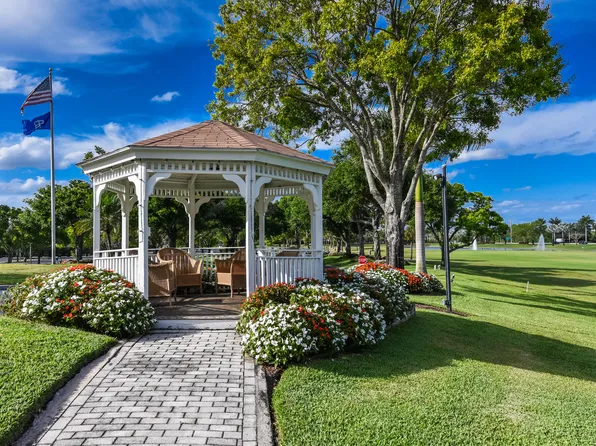 7460 La Paz Place #304, Boca Raton, FL 33433