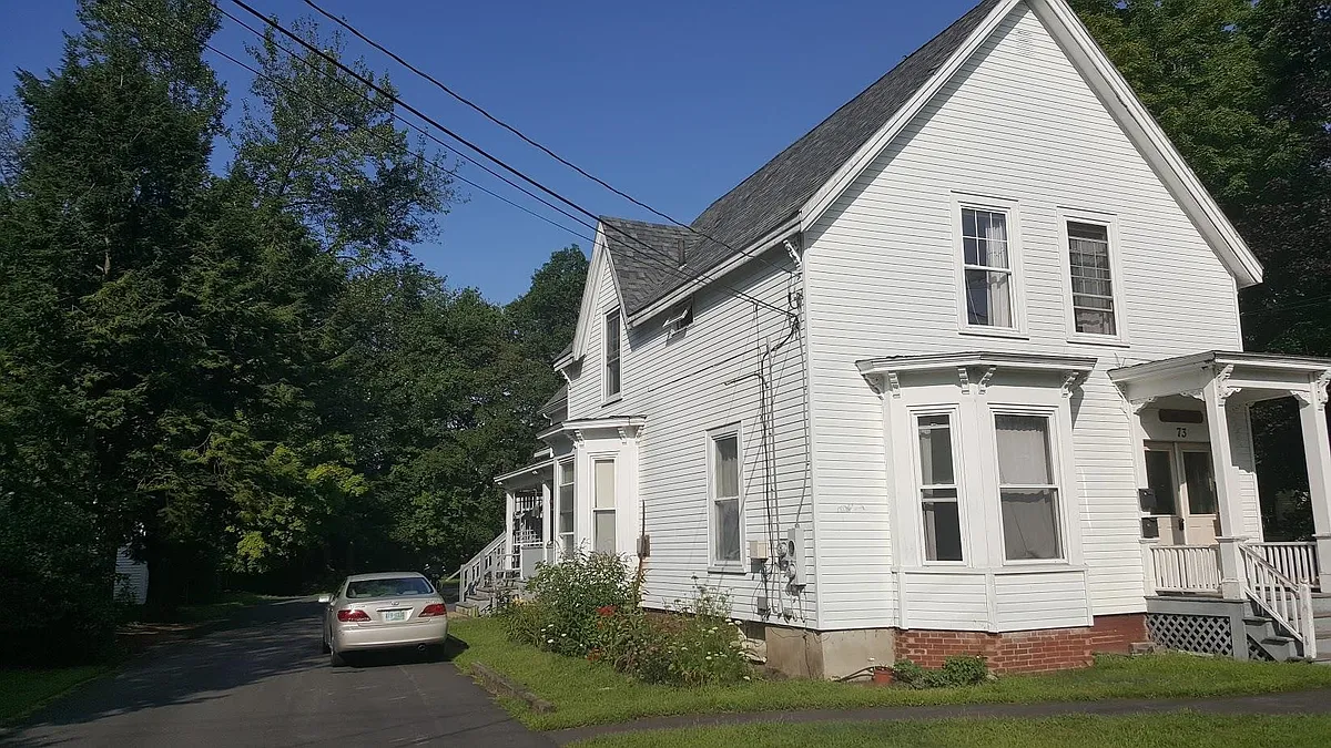 Building Photo - 73 Charles St #2