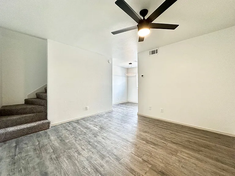 The Campus Edge Apartments — Photo 8