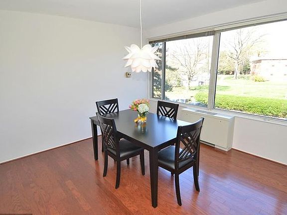 5th image of 4501 Arlington Blvd APT 321