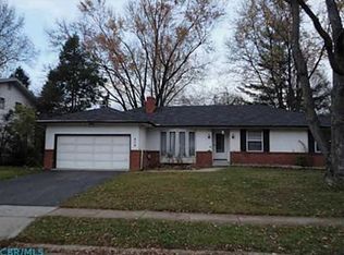 214 Dunbarton Rd, Columbus, OH 43230