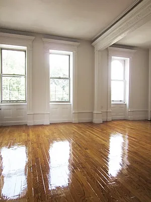 Rented by City Connections Realty | media 26