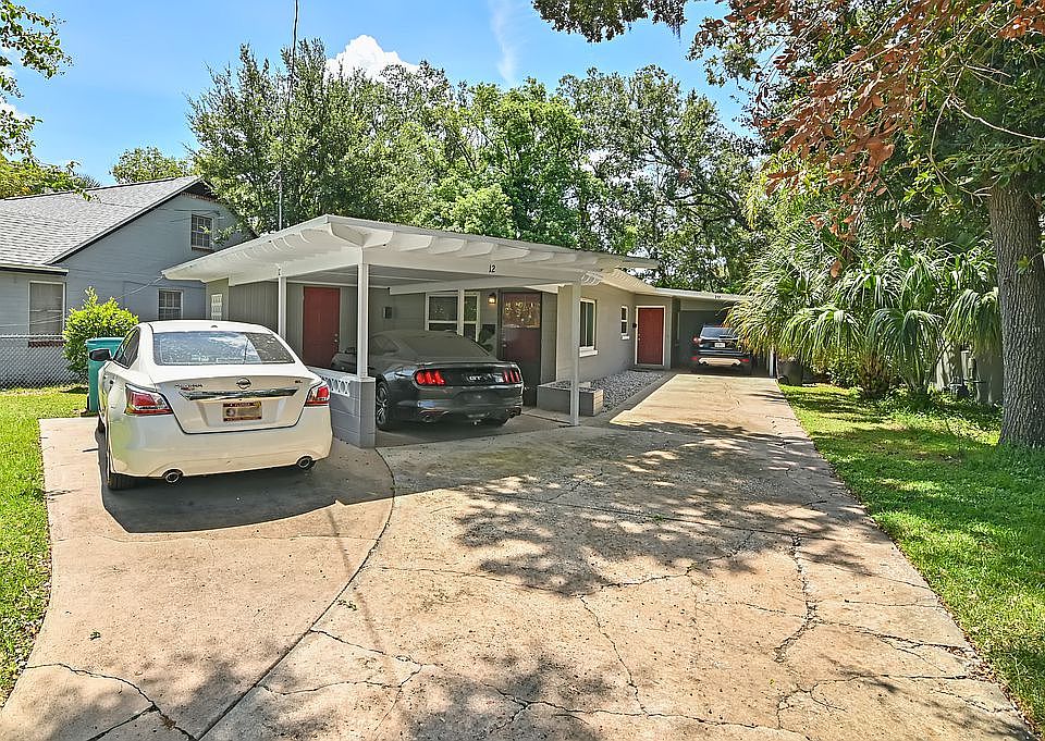 1st image of 10 E King St