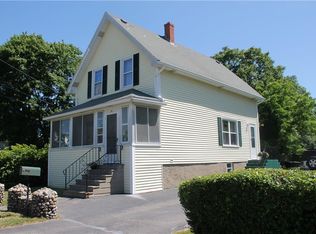 26 Hobart St, Westerly, RI 02891