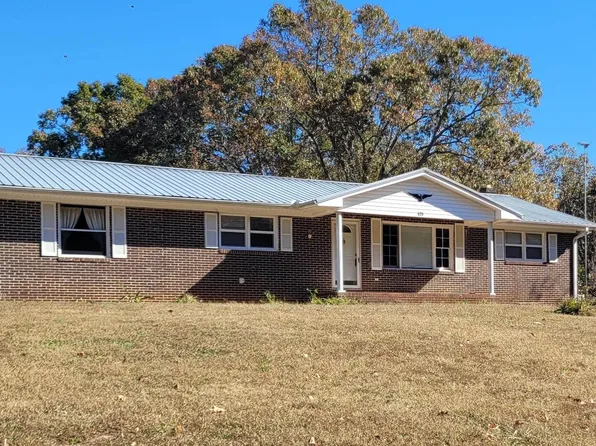 829 Racetrack Rd, Woodruff, SC 29388