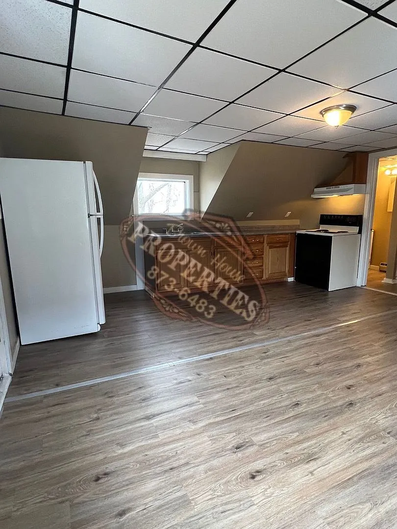 12 Oak — Photo 4
