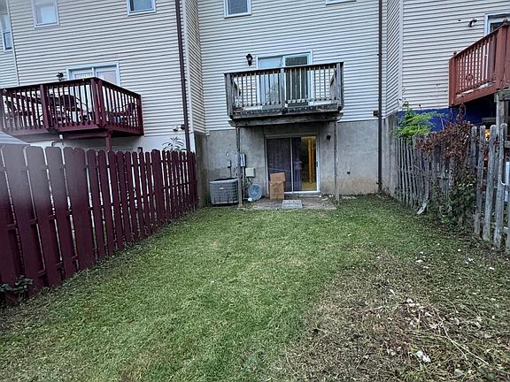2nd image of 5105 Pecan Dr