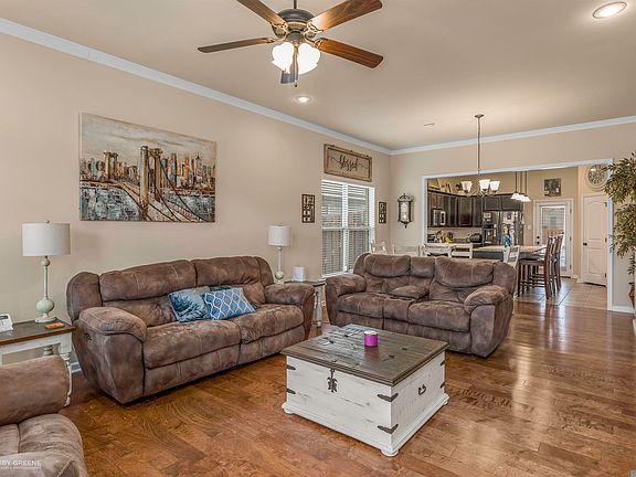 3rd image of 1536 Riverview Ln