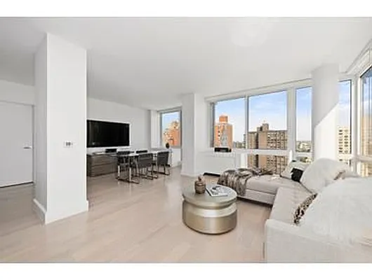 Rented by Douglas Elliman | media 16