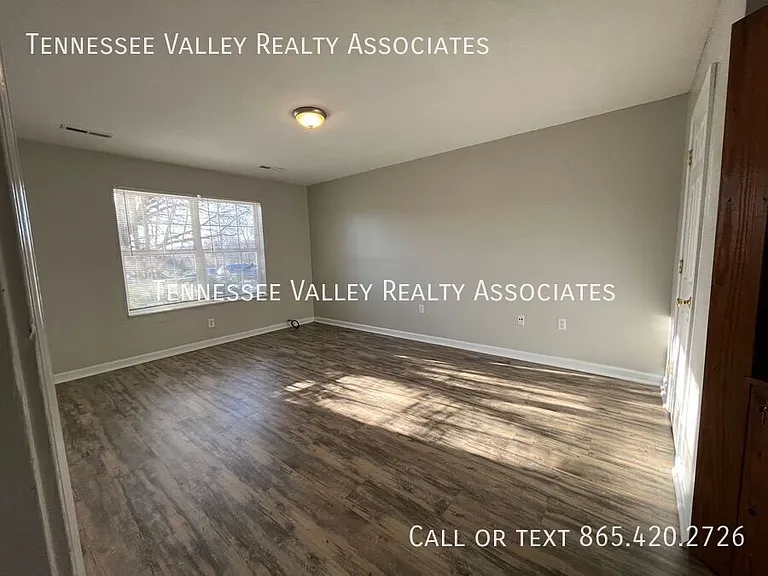 156 N Illinois Ave #C — Photo 5