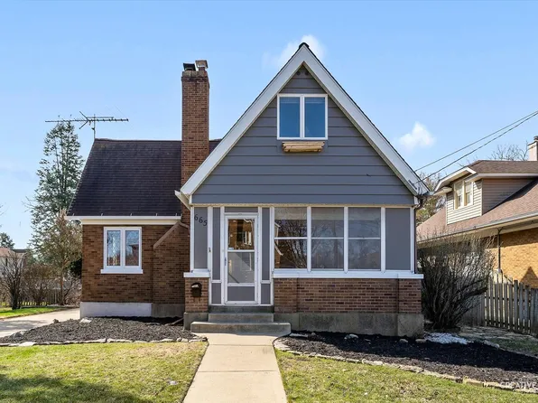 665 Addison St, Elgin, IL 60120