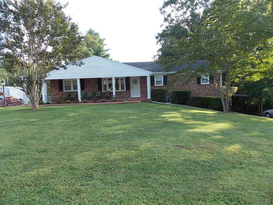 1st image of 304 Robin Dr