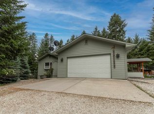 3853 White Pine Rd, Loon Lake, WA 99148