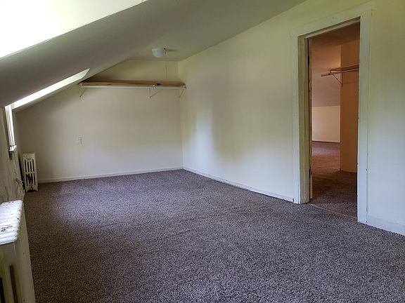 5th image of 341 Strouse Ave #2