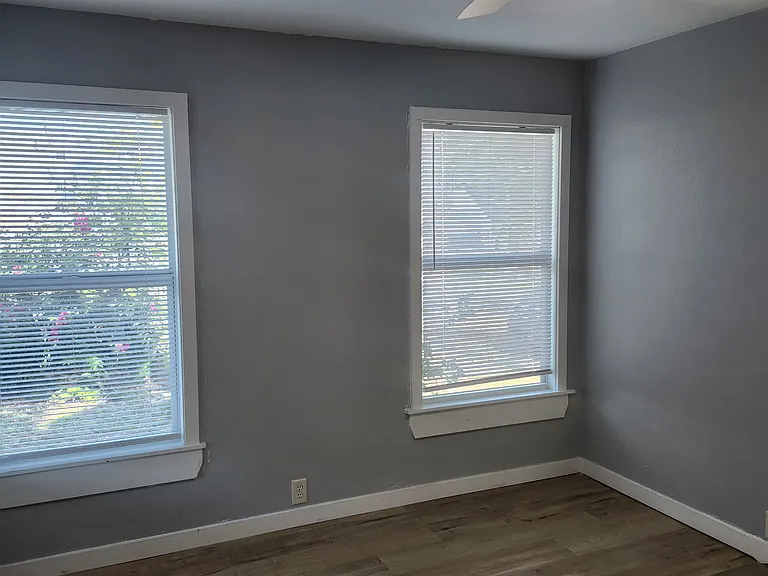 Living room 3