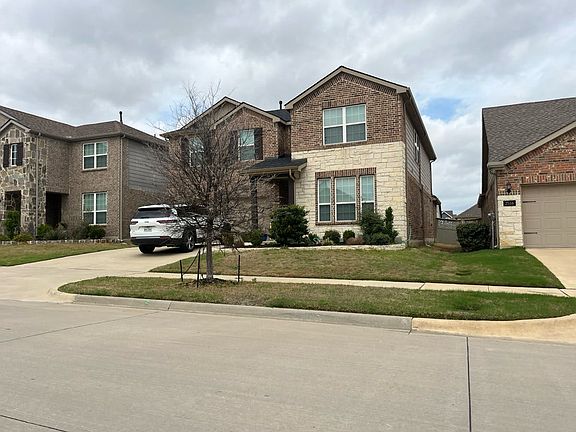 2nd image of 2520 Candle Ln