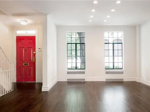 2 .5 Grove Street image 1 of 11