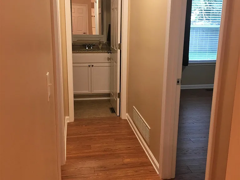 520 Stilson St #1 — Photo 10