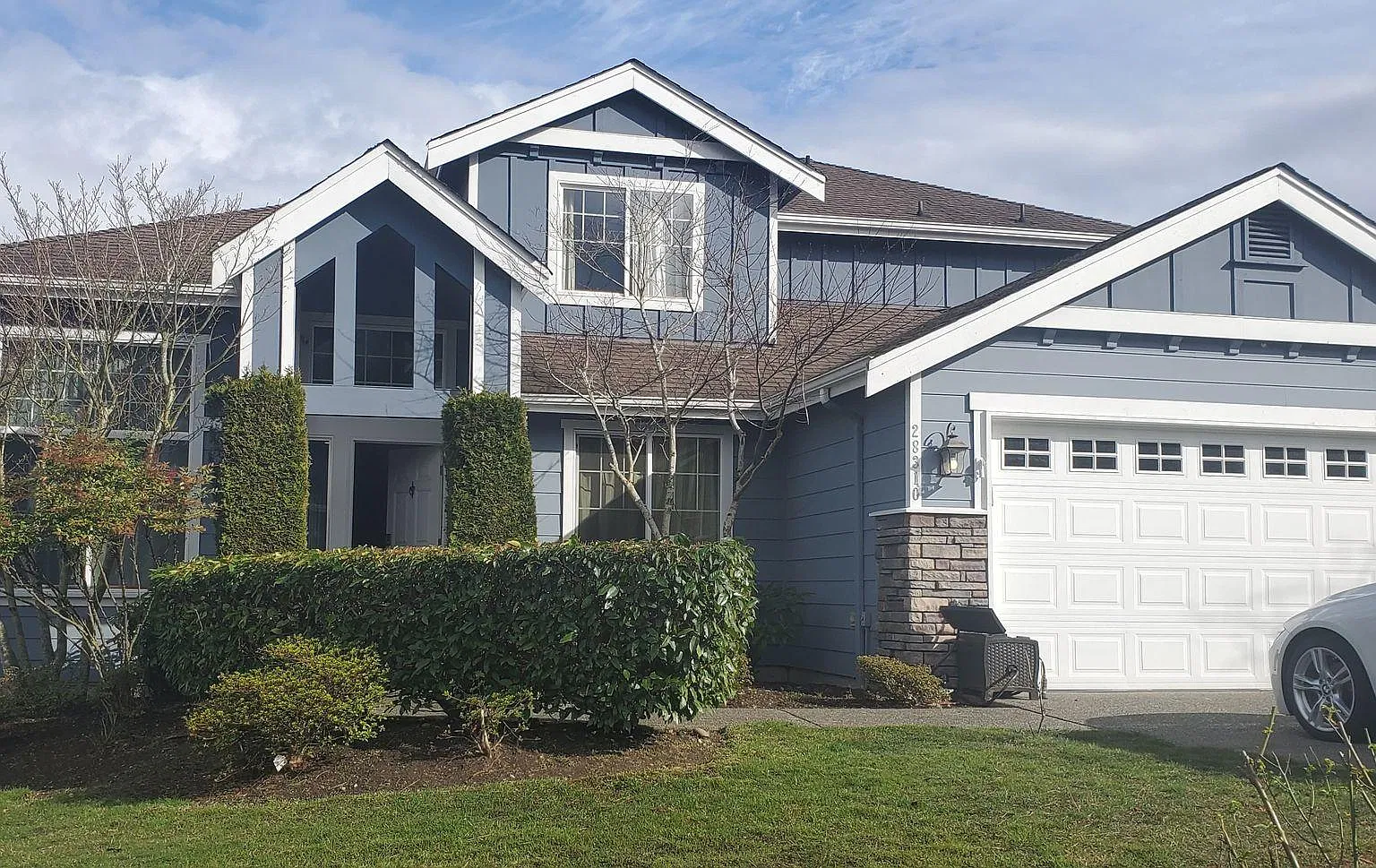 5 bed, 3.5 bath, 3220 sqft, $3,950 — Photo 1