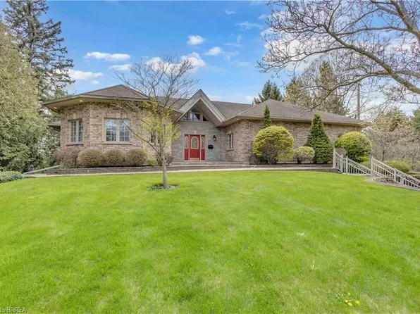 103 Tutela Heights Rd, Brantford, ON N3T 1A4