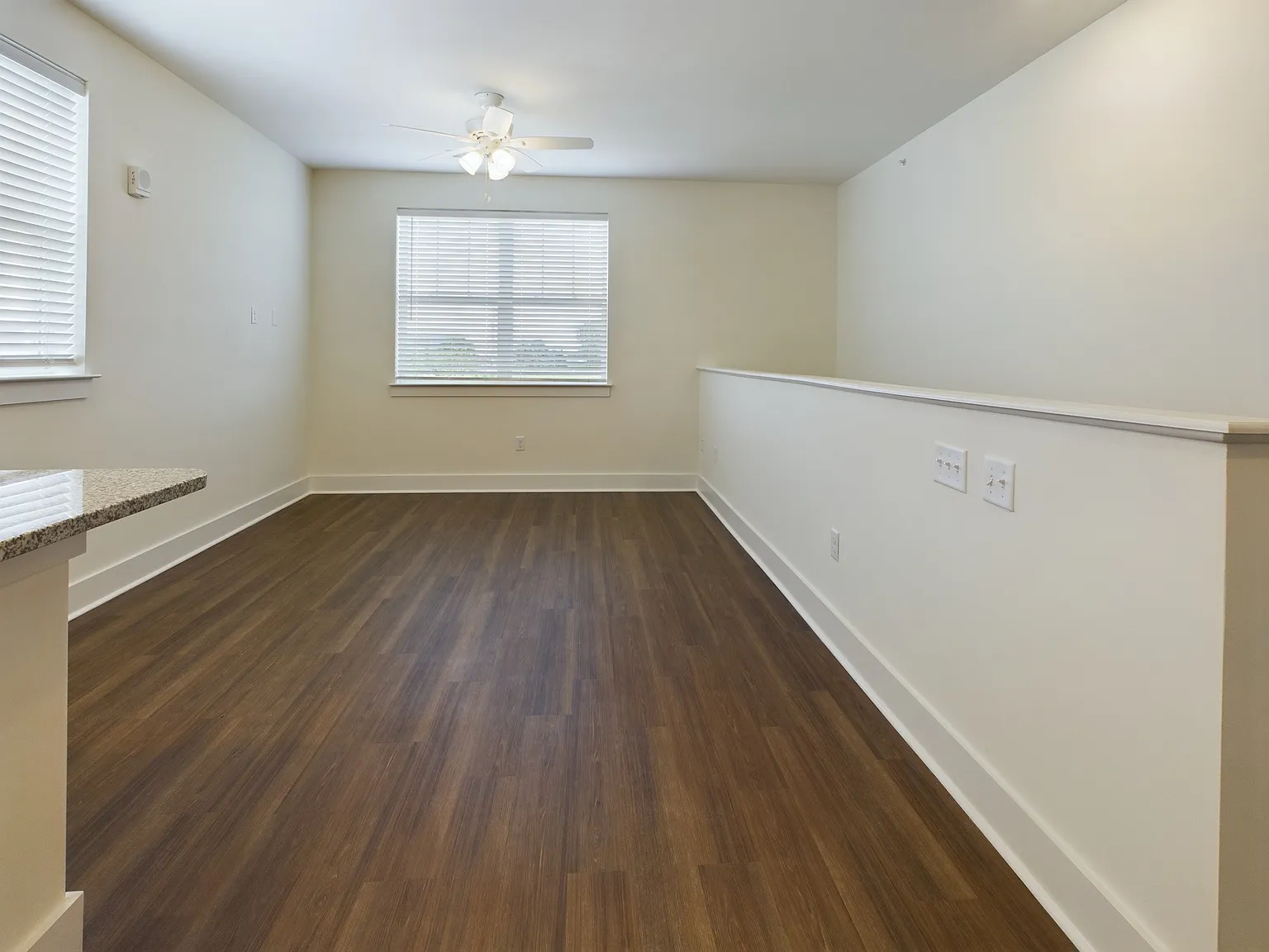 1 bed, 670 sqft, $1,999 — Photo 3